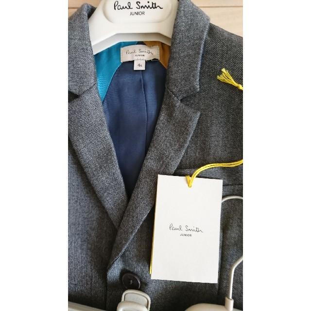 Paul Smith(ポールスミス)の専用 キッズ Paul Smith ジュニア スーツ 4A キッズ/ベビー/マタニティのキッズ服男の子用(90cm~)(ドレス/フォーマル)の商品写真