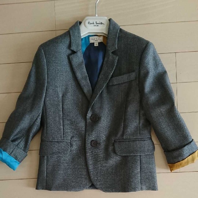 Paul Smith(ポールスミス)の専用 キッズ Paul Smith ジュニア スーツ 4A キッズ/ベビー/マタニティのキッズ服男の子用(90cm~)(ドレス/フォーマル)の商品写真