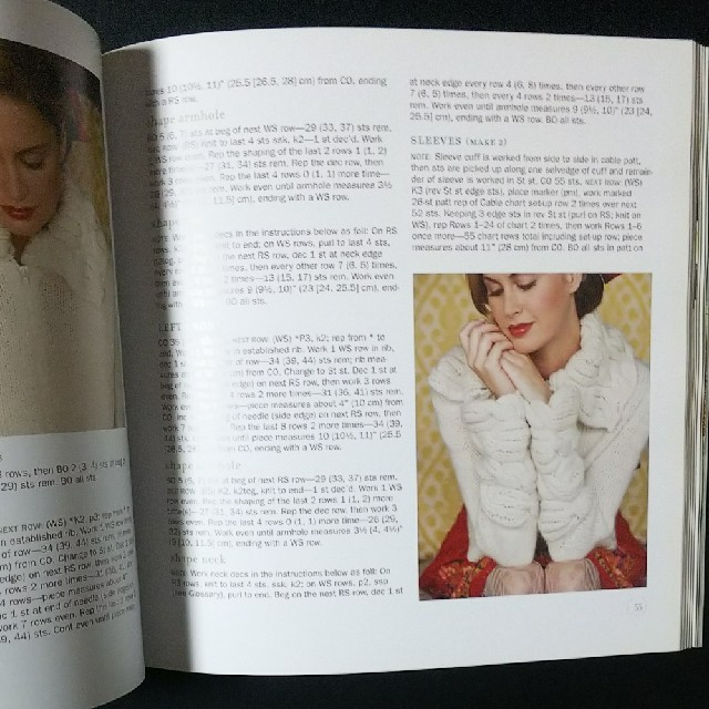 Inspired to Knit: Creating Exquisite Han エンタメ/ホビーの本(洋書)の商品写真