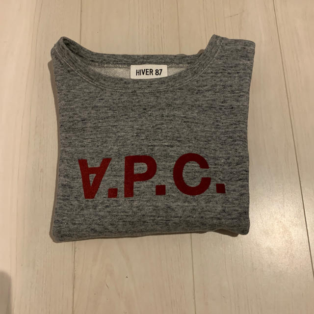 A.P.C.パーカー