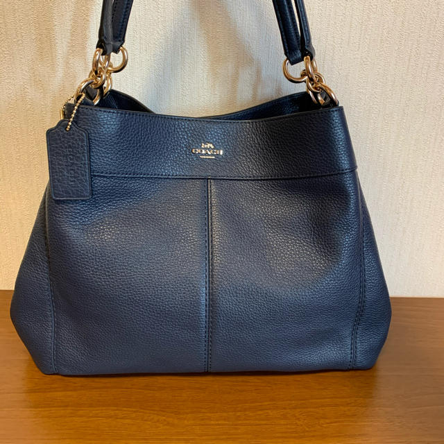 新品・正規品♡coach♡ネイビーレザーバッグ