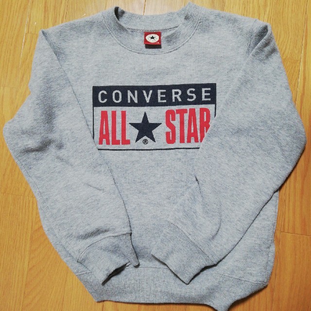 CONVERSE(コンバース)のCONVERSE☆トレーナー 140 キッズ/ベビー/マタニティのキッズ服男の子用(90cm~)(Tシャツ/カットソー)の商品写真