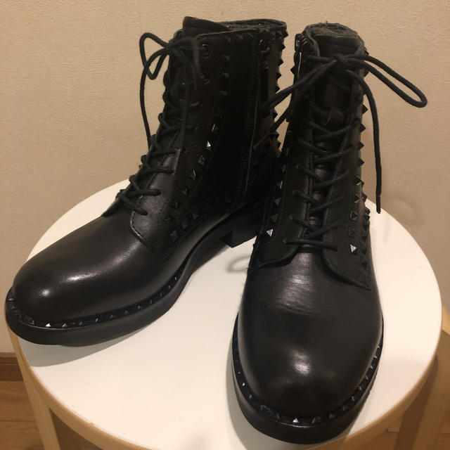 新品 アッシュ スタッズ ブーツ - ブーツ