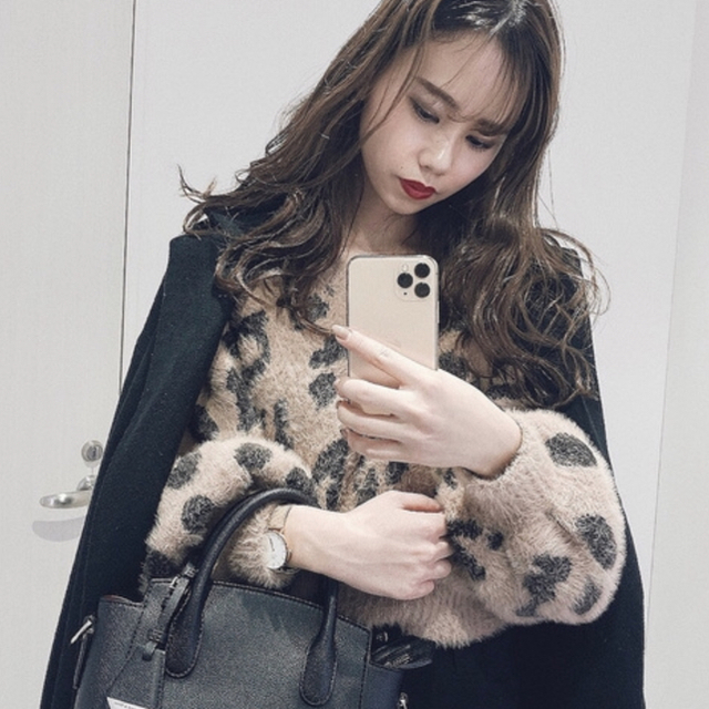 rienda(リエンダ)のrienda♡Leopard Shaggy Vneck TOP レディースのトップス(ニット/セーター)の商品写真