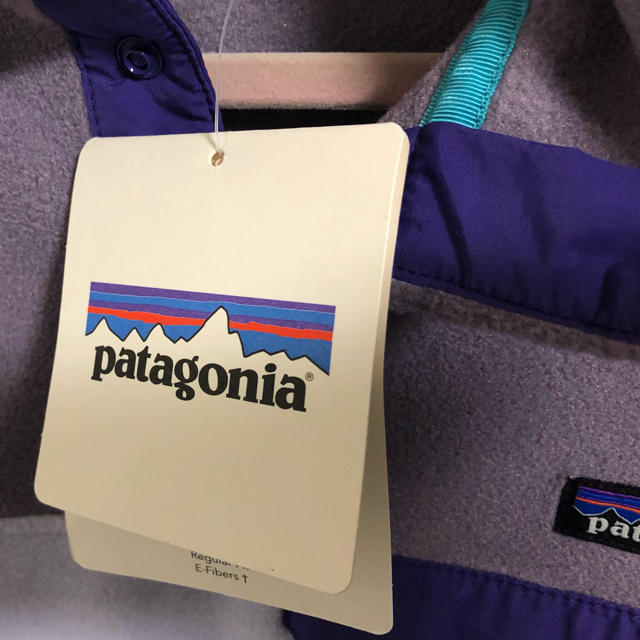 patagonia(パタゴニア)のpatagonia新品フリースxs レディース レディースのトップス(その他)の商品写真