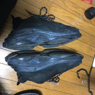 バレンシアガ(Balenciaga)のBALENCIAGA triples(スニーカー)