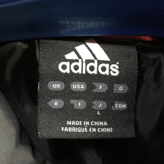 adidas(アディダス)のadidasアディダス中綿ジャケット メンズのジャケット/アウター(ナイロンジャケット)の商品写真