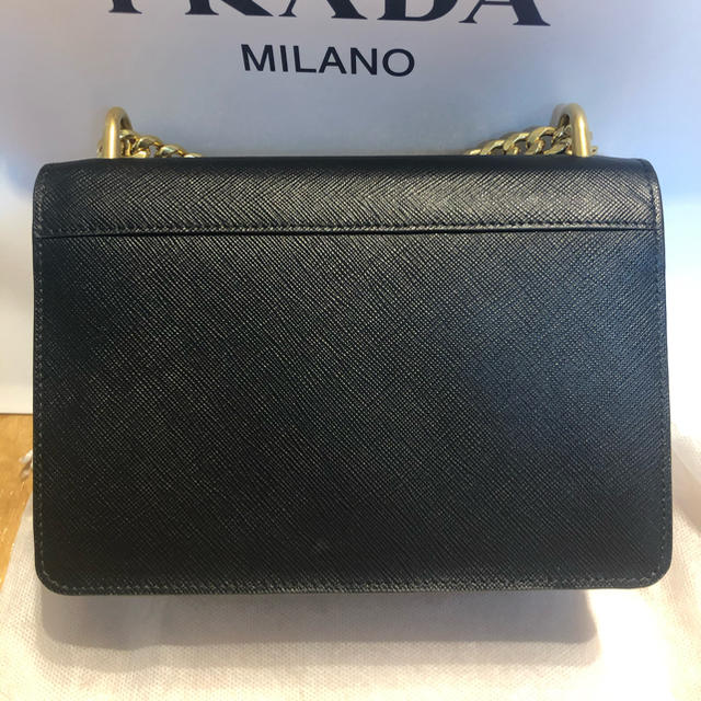 【新品】PRADA プラダ　チェーンバッグ未使用品