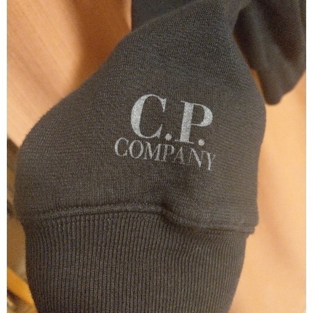 C.P. Company(シーピーカンパニー)の【C.P.company】値下げ！袖スウェットジャケット【送料込】 メンズのジャケット/アウター(ブルゾン)の商品写真