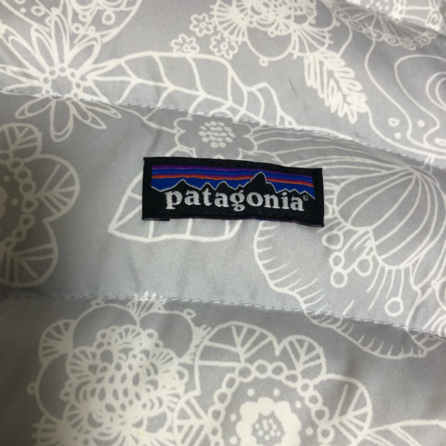 patagonia(パタゴニア)のpatagoniaダウンジャケット 150 キッズ/ベビー/マタニティのキッズ服女の子用(90cm~)(ジャケット/上着)の商品写真