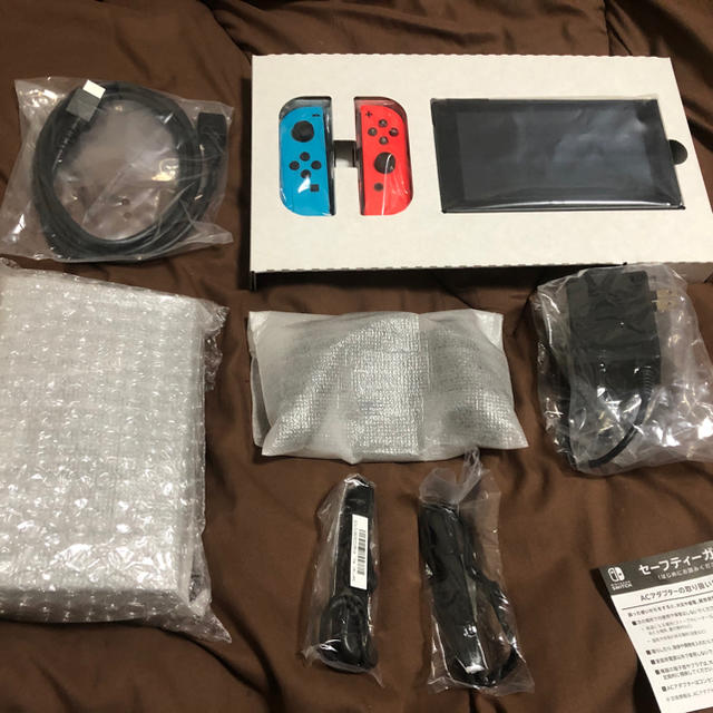 Nintendo Switch (本体カバー、プロコン付き)