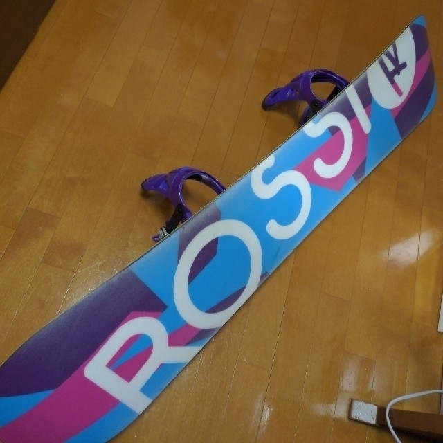 ROSSIGNOL(ロシニョール)のスノーボード　144 レディース　ROSSIGNOL スポーツ/アウトドアのスノーボード(ボード)の商品写真