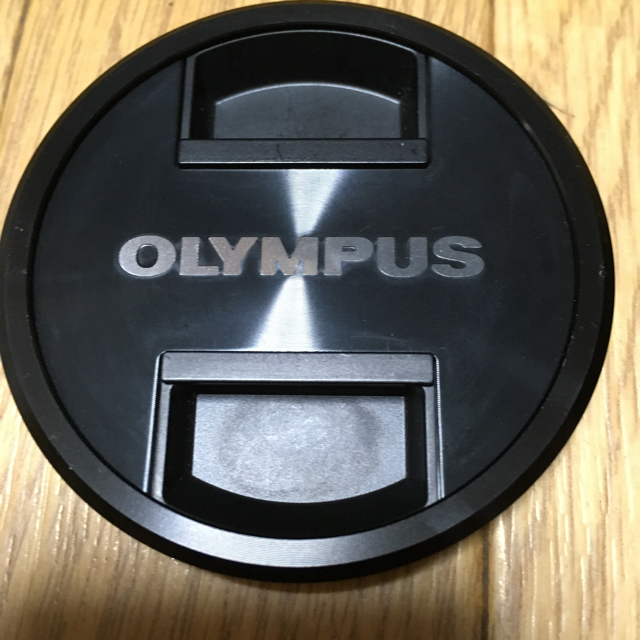 OLYMPUS(オリンパス)の日曜の雨様専用　オリンパス 12-40mm f2.8 pro スマホ/家電/カメラのカメラ(レンズ(単焦点))の商品写真