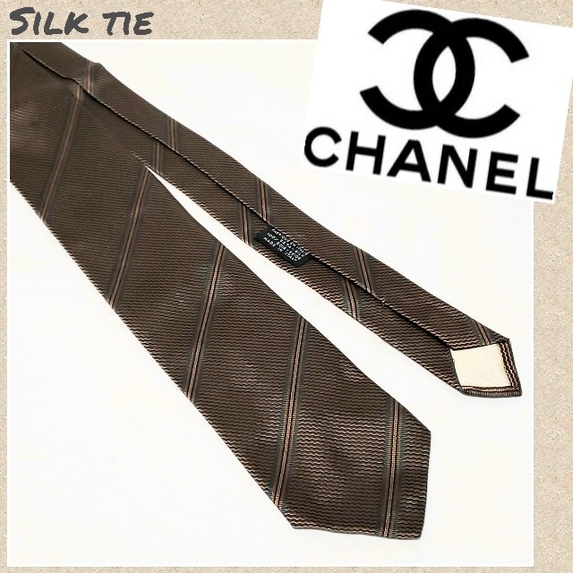 CHANEL(シャネル)の◇CHANEL◇シャネル 総柄 シルクネクタイ 絹100% 美品 イタリア製 メンズのファッション小物(ネクタイ)の商品写真