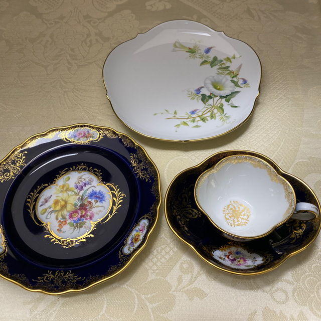 MEISSEN - ☆御専用 マイセン①フラワーブーケと昆虫 コバルト金彩 ...