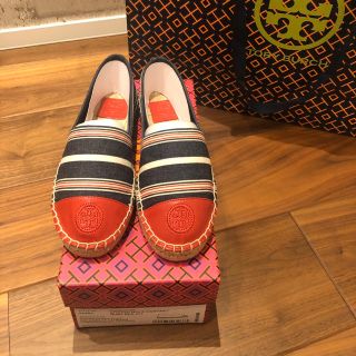 トリーバーチ(Tory Burch)の【新品/未使用】TORY BURCH STRIPED ESPADRILLE(サンダル)