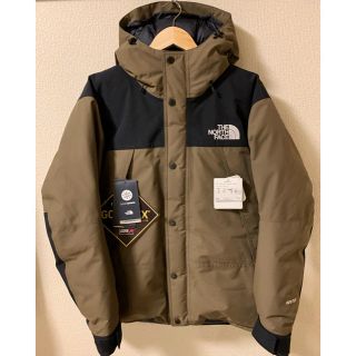 ザノースフェイス(THE NORTH FACE)のザノースフェイス　マウンテンダウンジャケット　ビーチグリーン Lサイズ(ダウンジャケット)