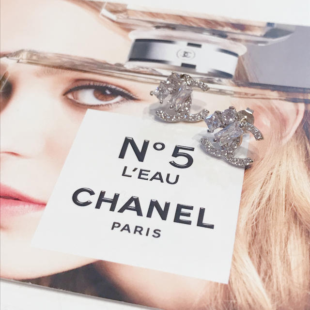 CHANEL(シャネル)のあちょん様専用！　CC インポート ピアス レディースのアクセサリー(ピアス)の商品写真