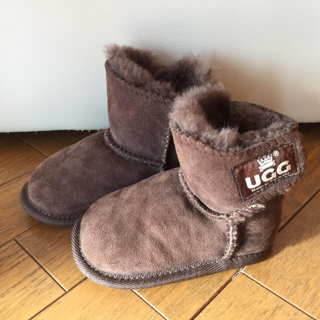 UGG(アグ)のUGG ベビー ブーツ キッズ/ベビー/マタニティのベビー靴/シューズ(~14cm)(ブーツ)の商品写真