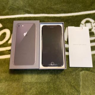 アイフォーン(iPhone)のiPhone8 64GB space gray  新品　SIMフリー(スマートフォン本体)