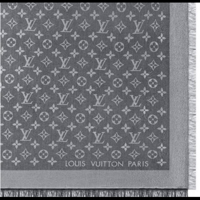 LOUIS VUITTON(ルイヴィトン)のhanauta様専用 LOUIS VITTON モノグラム ショール グレー レディースのファッション小物(マフラー/ショール)の商品写真