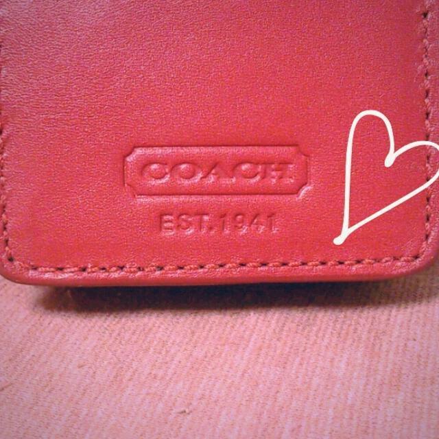 COACH(コーチ)の値下☆COACH ipodケース スマホ/家電/カメラのスマホアクセサリー(モバイルケース/カバー)の商品写真