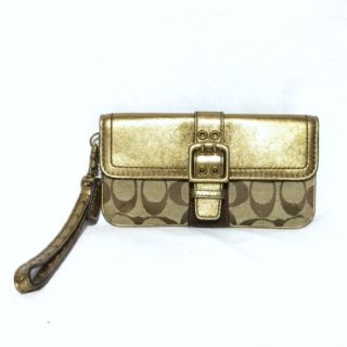 コーチ(COACH)の【極美品】オールドCOACH ゴールドリストレット(クラッチバッグ)