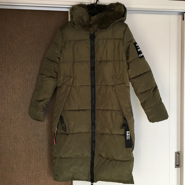 韓国服☆新品中綿ロングコートカーキL防寒 レディースのジャケット/アウター(ロングコート)の商品写真