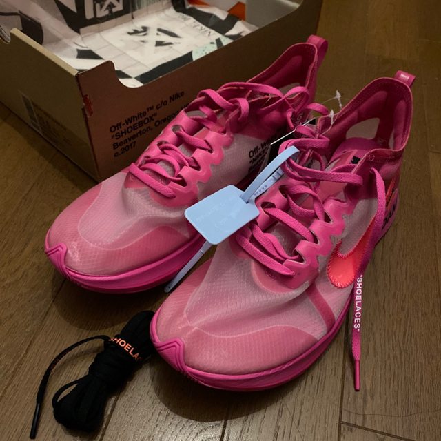 NIKE(ナイキ)の希少サイズ新品未使用 NIKE × OFF-WHITE ズームフライ メンズの靴/シューズ(スニーカー)の商品写真