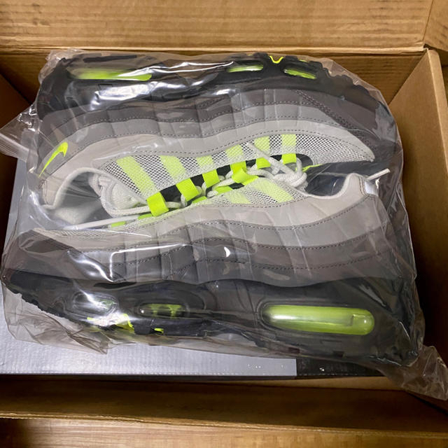 NIKE(ナイキ)のむらさま専用 新品未使用【NIKE】AIR MAX95 OG 26.5cm メンズの靴/シューズ(スニーカー)の商品写真