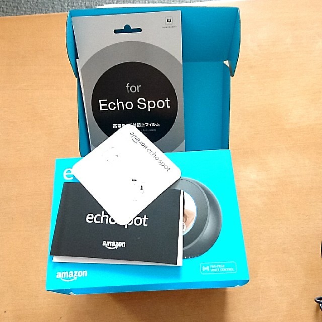 ECHO(エコー)の【Amazon echo spotセット】 本体＋箱＋スタンド＋保護シート付 スマホ/家電/カメラの生活家電(その他)の商品写真