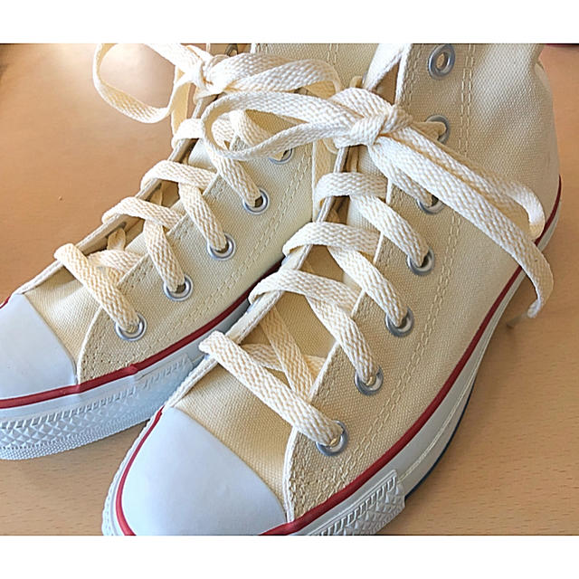 CONVERSE(コンバース)のconverse コンバース アイボリー　23.0 レディースの靴/シューズ(スニーカー)の商品写真