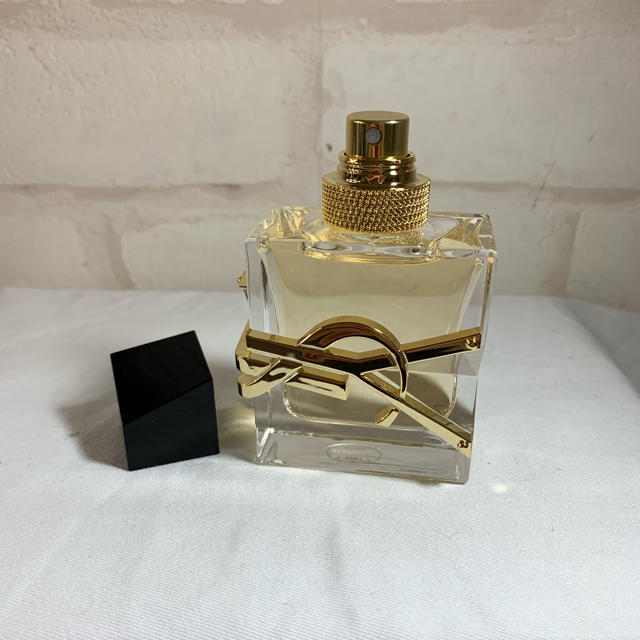 Saint Laurent(サンローラン)のイヴ・サンローラン リブレ オーデパルファム 30ml コスメ/美容の香水(ユニセックス)の商品写真