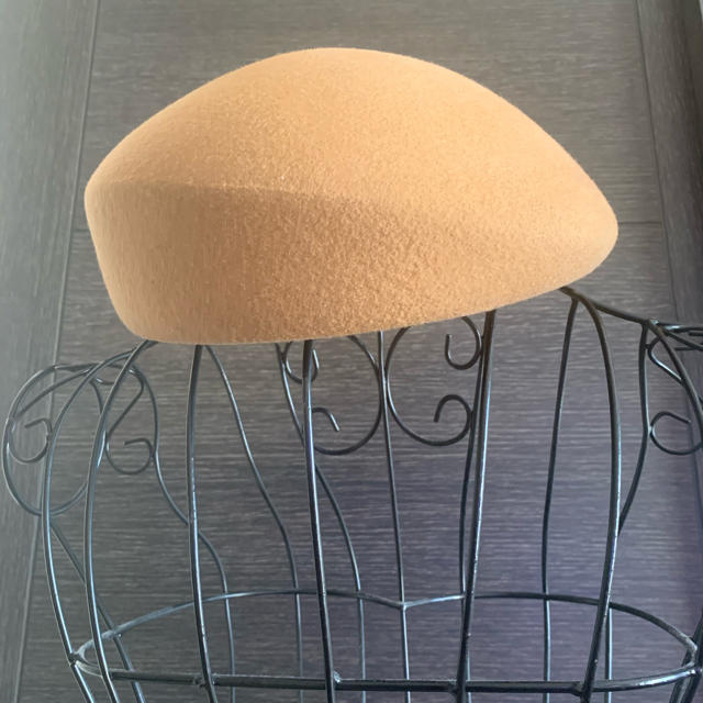 ベージュ　ベレー帽 レディースの帽子(ハンチング/ベレー帽)の商品写真
