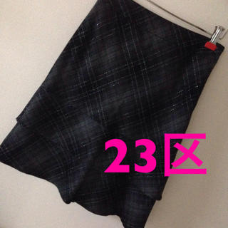 ニジュウサンク(23区)の23区♡ツイードチェックフレアスカート(ひざ丈スカート)