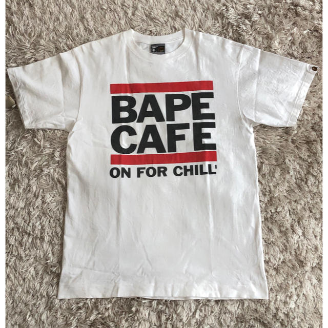 A BATHING APE(アベイシングエイプ)のA BATHING APE Tシャツ L ベイプカフェ 白 メンズのトップス(Tシャツ/カットソー(半袖/袖なし))の商品写真