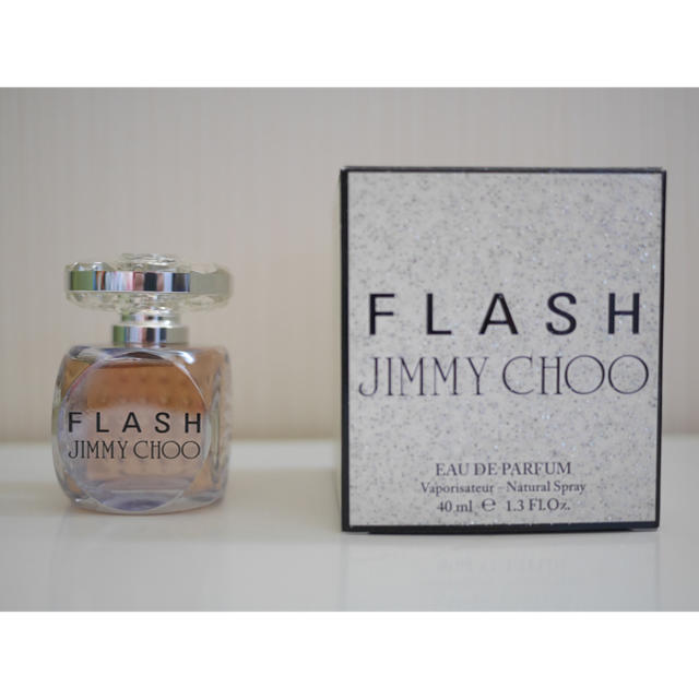 JIMMY CHOO(ジミーチュウ)のジミーチュウ フラッシュ オードパルファム コスメ/美容の香水(香水(女性用))の商品写真