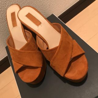 フォーエバートゥエンティーワン(FOREVER 21)のヒールサンダル(サンダル)