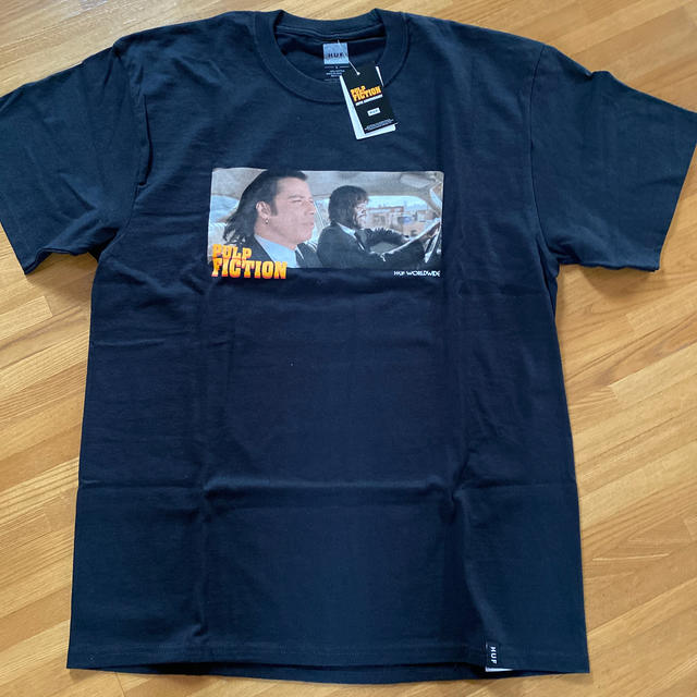 ★国内在庫/即発可*HUF×PULP-FICTION*ERAプリントTシャツ★ Huf x PULP FICTION PULP ERA SS TEE (Black) - Huf World wide