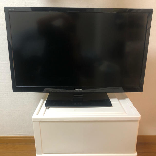 東芝　TOSHIBA REGZA 32インチ　TV