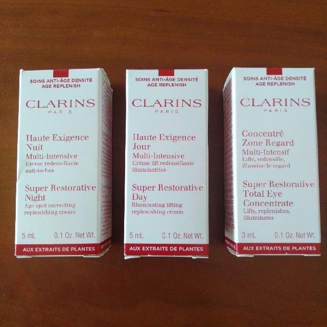 CLARINS(クラランス)のCLARINS サンプルセット コスメ/美容のキット/セット(サンプル/トライアルキット)の商品写真