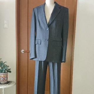 マックスマーラ(Max Mara)のMaxMaraパンツスーツ サイズ42 中古 美品(スーツ)