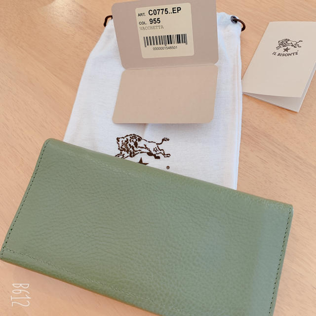 IL BISONTE(イルビゾンテ)のイルビゾンテ 長財布 カーキ グリーン オリーブ レディースのファッション小物(財布)の商品写真
