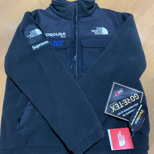 Supreme(シュプリーム)の専用 Supreme Fleece jacket BLACK フリース  メンズのジャケット/アウター(ブルゾン)の商品写真