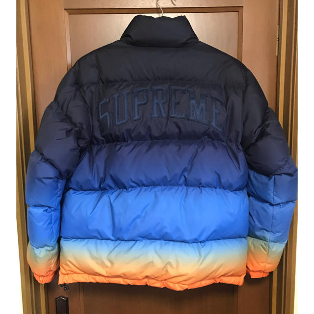 Supreme - Supreme Gradient Puffy Jacket ダウンジャケットの通販 by たか's shop｜シュプリーム
