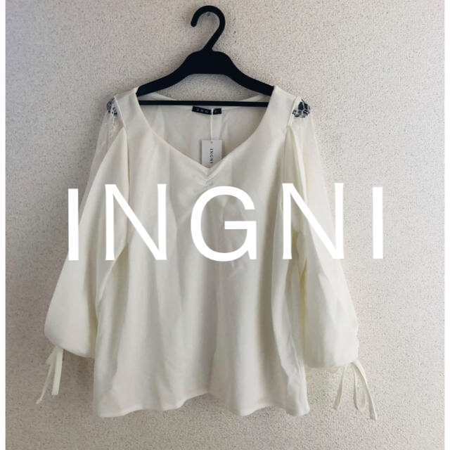 INGNI(イング)の新品★IＮGＮIイング★ハートネック袖割れ7分袖 レディースのトップス(カットソー(長袖/七分))の商品写真