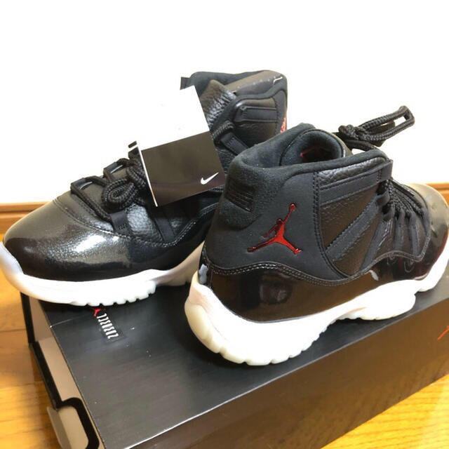 NIKE(ナイキ)の国内正規品 AIR JORDAN 11 RETORO 72-10 メンズの靴/シューズ(スニーカー)の商品写真