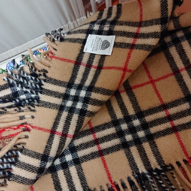 BURBERRY(バーバリー)のCRon様専用 バーバリーブランケット レディースのファッション小物(マフラー/ショール)の商品写真