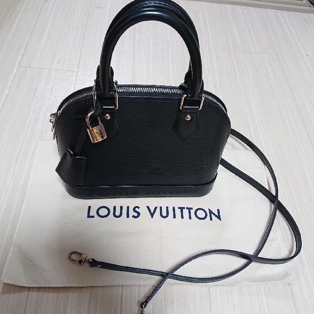 LOUIS VUITTON - 美品 ルイヴィトン アルマbbエピ ブラックの通販 by