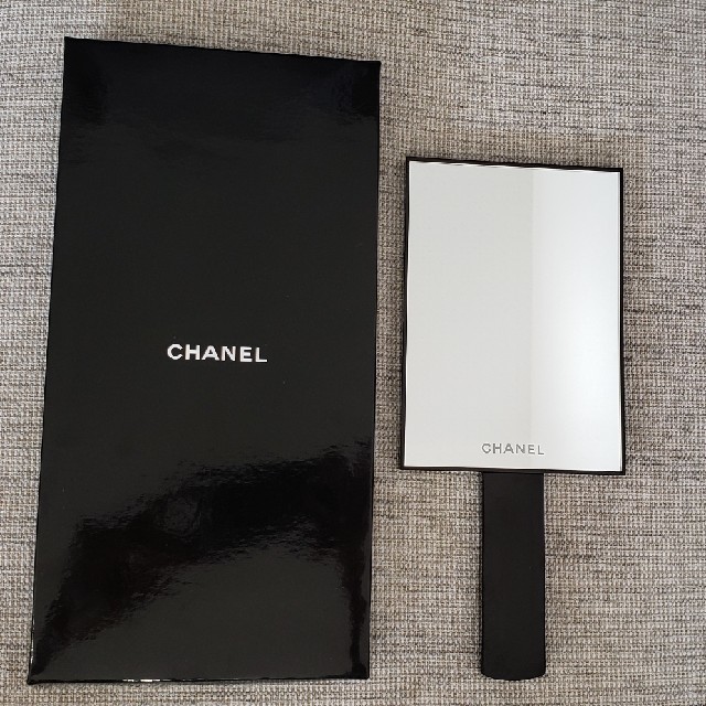 【非売品‼】CHANEL　シャネル   ノベルティ　手鏡　ミラー